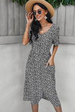Load image into Gallery viewer, Ditsy Floral Button Down Midi Dress with Pockets
