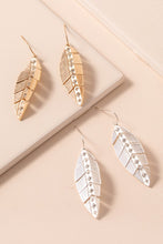 Load image into Gallery viewer, Metal Leaf Rhinestone Dangling Earrings
