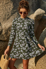 Load image into Gallery viewer, Floral Puff Sleeve A-Line Dress
