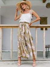 Load image into Gallery viewer, Floral Tie-Waist Split Culottes
