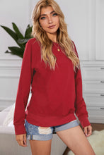 Load image into Gallery viewer, Round Neck Raglan Sleeve Exposed Seam Sweatshirt
