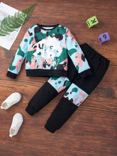 Load image into Gallery viewer, Kids Camouflage Elephant Graphic Sweatshirt and Pants Set
