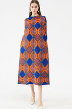 Load image into Gallery viewer, Geometrical Print Accordion Pleated Three-Quarter Sleeve Dress
