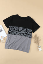 Load image into Gallery viewer, Plus Size Leopard Color Block T-Shirt
