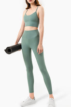Load image into Gallery viewer, Breathable Racerback Halter Neck Sports Bra
