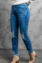 Load image into Gallery viewer, Stylish Distressed Cropped Jeans
