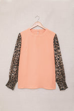 Load image into Gallery viewer, Leopard Puff Sleeve Spliced Top
