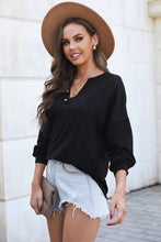 Load image into Gallery viewer, Button Detail Curved Hem Top
