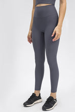 Load image into Gallery viewer, Seamless Wide Band Waist Sports Leggings
