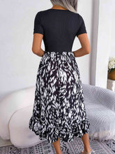 Load image into Gallery viewer, Printed Round Neck Ruffle Hem Dress
