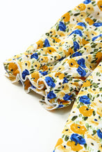 Load image into Gallery viewer, Floral Puff Sleve Keyhole Blouse
