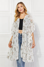 Load image into Gallery viewer, Justin Taylor Meadow of Daisies Floral Kimono
