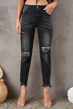 Load image into Gallery viewer, Stylish Distressed Cropped Jeans
