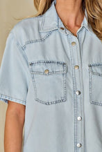 Load image into Gallery viewer, Slit Snap Down Short Sleeve Denim Top
