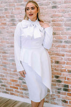 Load image into Gallery viewer, Bow Detail Long Sleeve Dress
