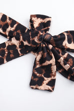 Load image into Gallery viewer, Leopard Print Baby Girl Suit with Bow
