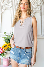 Load image into Gallery viewer, Curved Hem Notched Neck Pocket Tank
