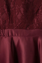 Load image into Gallery viewer, Spliced Lace High-Low Long Sleeve Dress
