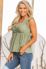 Load image into Gallery viewer, Sleeveless Eyelet Peplum Top
