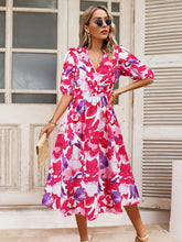 Load image into Gallery viewer, Ruched Printed Surplice Short Sleeve Dress
