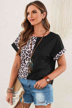 Load image into Gallery viewer, Leopard Two-Tone Round Neck Tee
