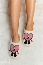 Load image into Gallery viewer, Melody Love Heart Print Plush Slippers
