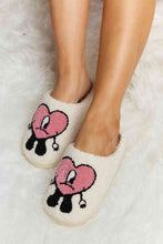 Load image into Gallery viewer, Melody Love Heart Print Plush Slippers
