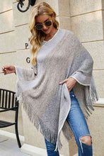 Load image into Gallery viewer, Color Block Fringe Hem Poncho
