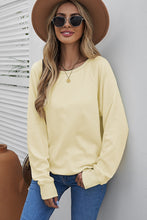 Load image into Gallery viewer, Round Neck Raglan Sleeve Exposed Seam Sweatshirt
