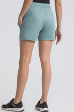 Load image into Gallery viewer, Waist Tie Active Shorts
