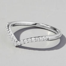 Load image into Gallery viewer, V Shape Inlaid Zircon 925 Sterling Silver Ring
