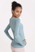 Load image into Gallery viewer, Quick-Dye Curved Hem Sports Top
