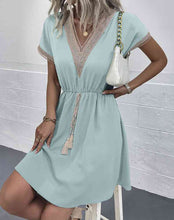 Load image into Gallery viewer, Contrast V-Neck Tassel Tie Dress
