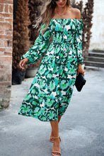 Load image into Gallery viewer, Printed Balloon Sleeve Midi Dress

