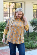 Load image into Gallery viewer, Celeste Design Full Size Leopard Star Contrast Top
