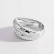 Load image into Gallery viewer, 925 Sterling Silver Bulging Ring
