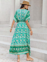 Load image into Gallery viewer, Floral V-Neck Smocked Short Sleeve Dress
