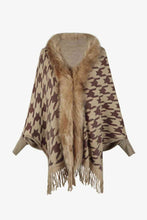 Load image into Gallery viewer, Houndstooth Fringe Hem Poncho
