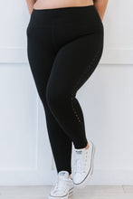 Load image into Gallery viewer, White Birch Full Size Head Start Side-Stitch Leggings
