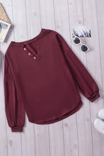 Load image into Gallery viewer, Button Detail Curved Hem Top
