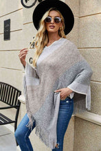 Load image into Gallery viewer, Color Block Fringe Hem Poncho
